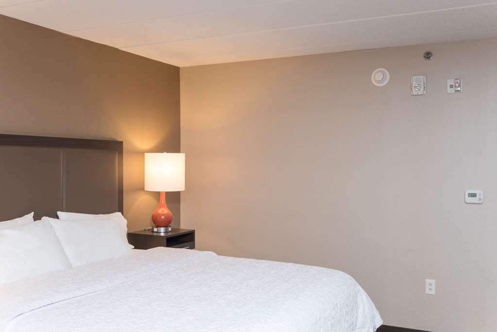 Hampton Inn Charlotte University Place Zimmer foto