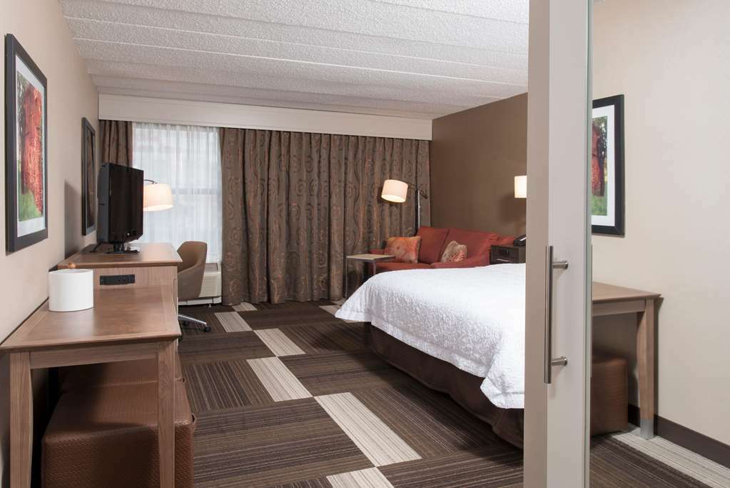 Hampton Inn Charlotte University Place Zimmer foto