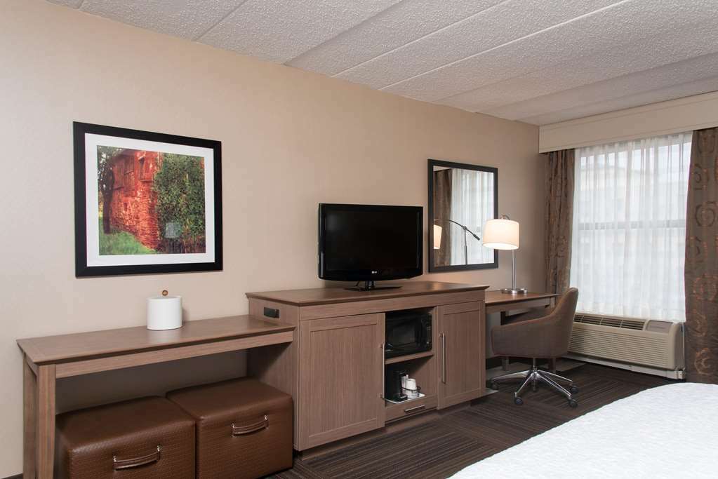 Hampton Inn Charlotte University Place Zimmer foto