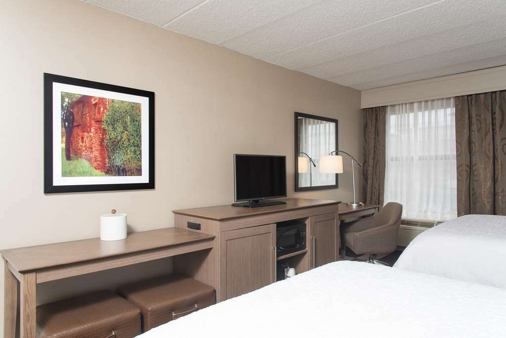 Hampton Inn Charlotte University Place Zimmer foto