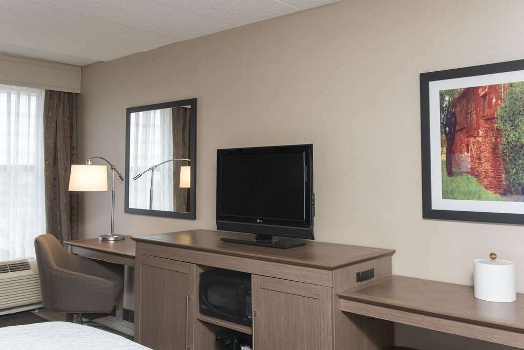 Hampton Inn Charlotte University Place Zimmer foto